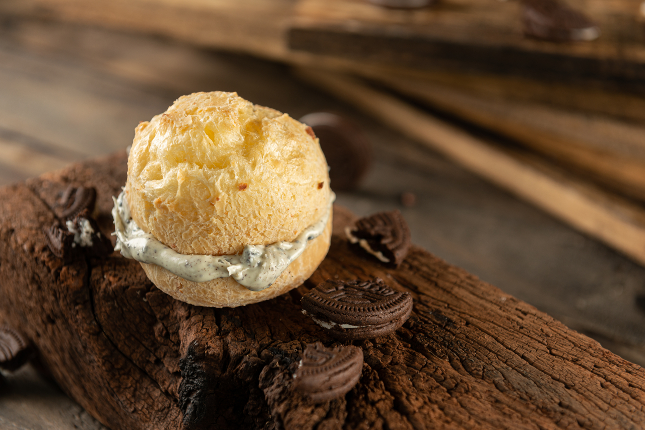 PÃO DE QUEIJO RECHEADO COM GALAK E OREO